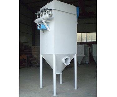 保定水泥制品厂蒋总成功订购24袋仓顶除尘器与64袋脉冲布袋除尘器